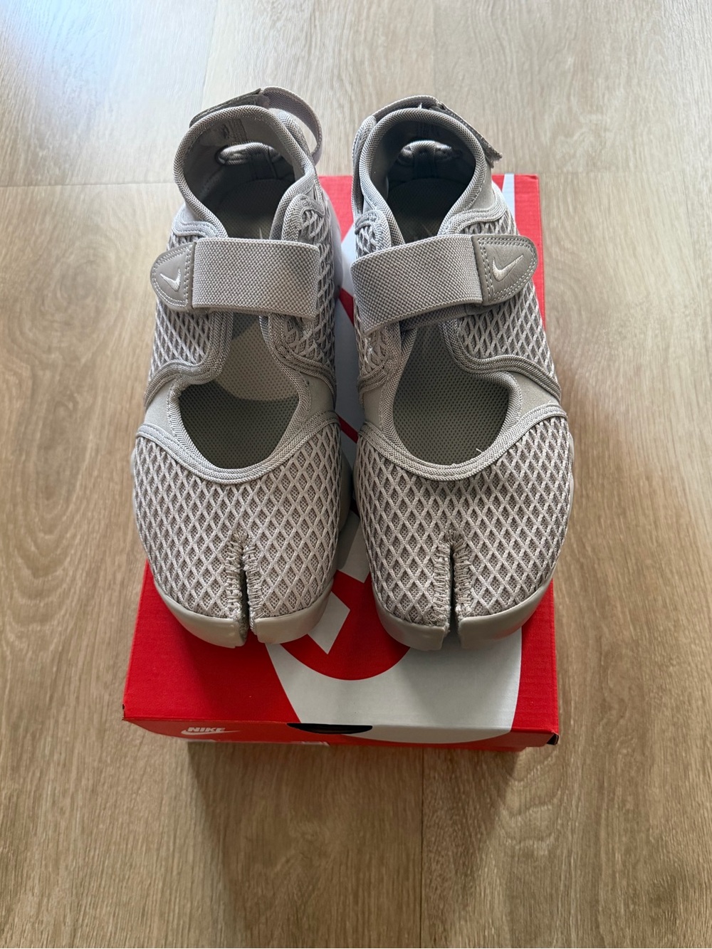 Nike Air Rift - Picture 8 of 9